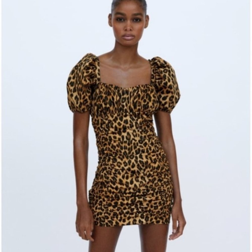 ZARA Leopard print mini Dress Size Medium